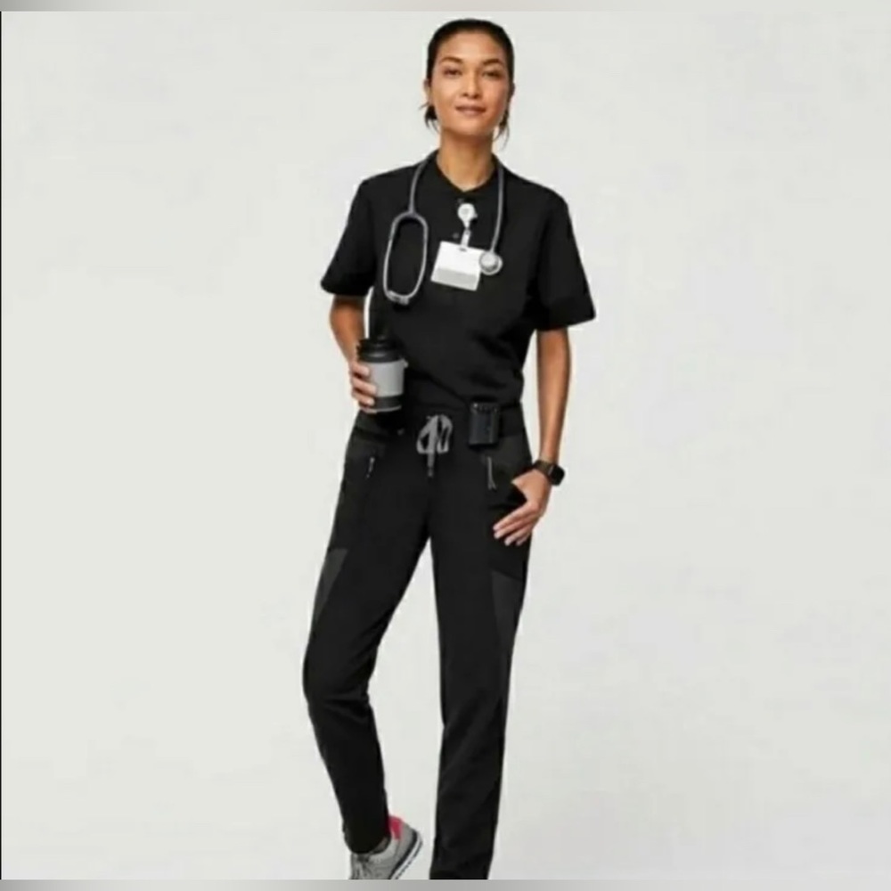 Figs Gidya Henley Scrub Top